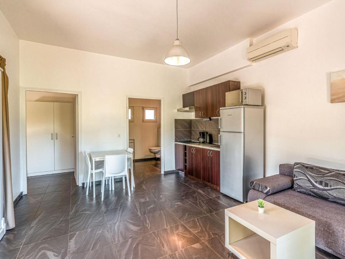 Apartment Marina Di Favone-3 By Interhome Conca Exterior photo